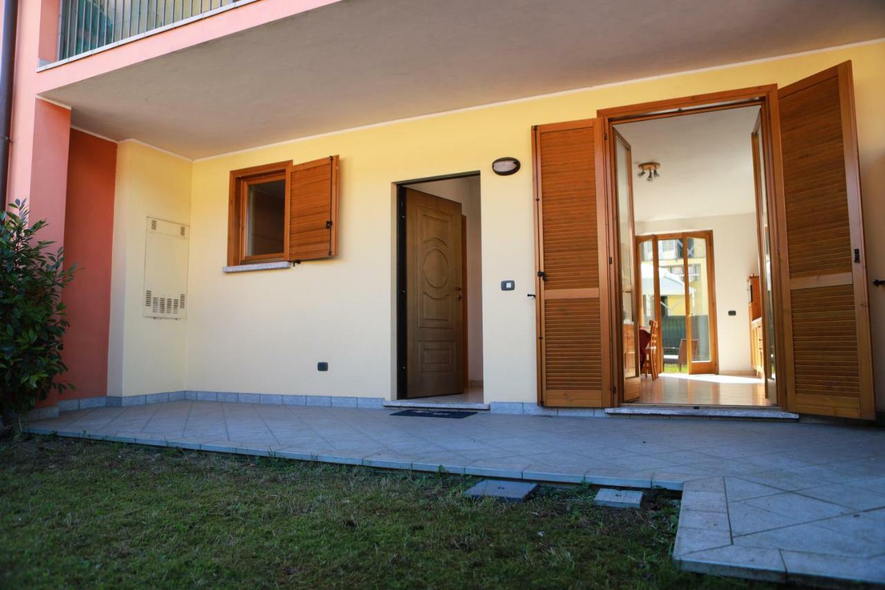Casa "Giardino Sulla Baia" Apartment Colico Exterior photo